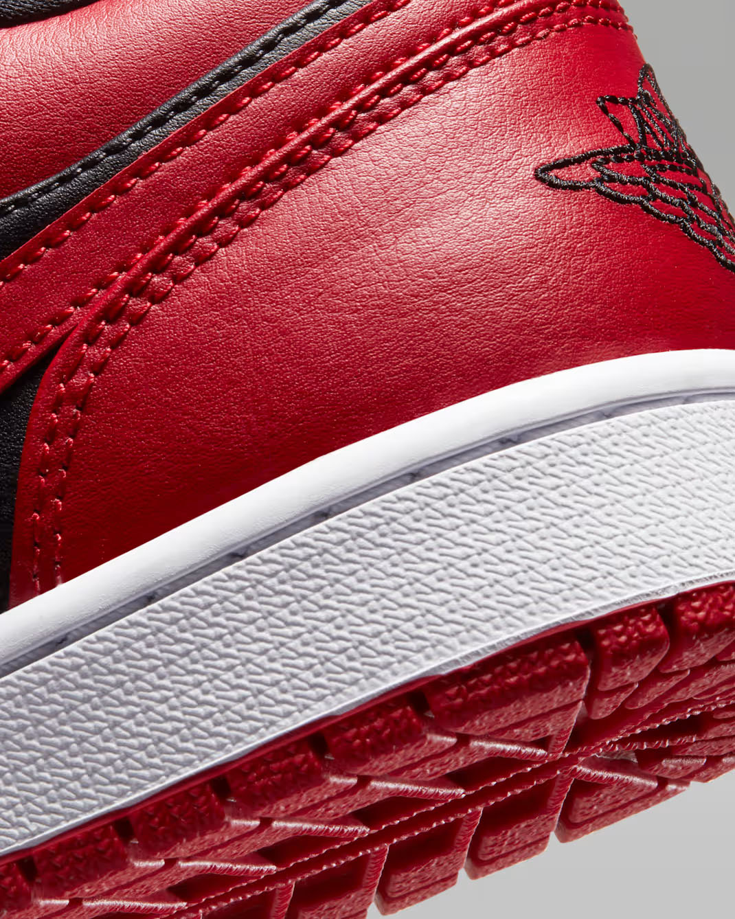 Air Jordan 1 Low Reverse Bred 2026 Mens Shoes 8