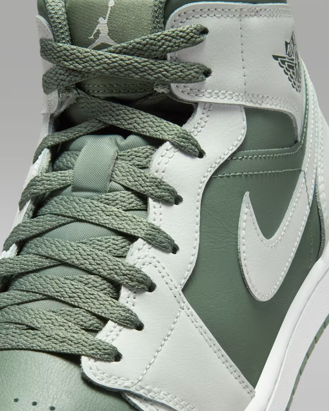 Air Jordan 1 Mid Vintage Lichen Mens Shoes 7