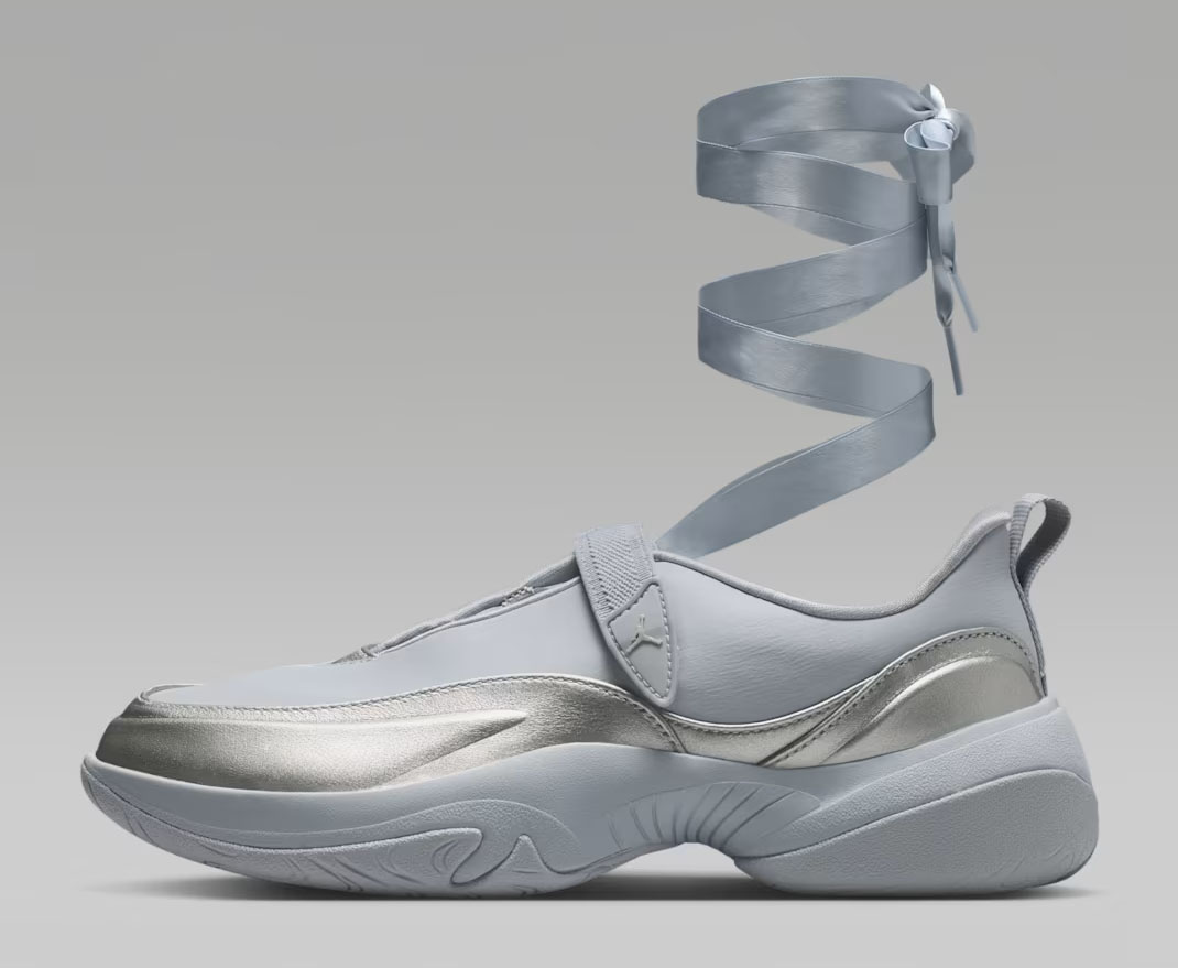 Jordan Pointe Metallic Silver Smoke Grey Photon Dust Womens Shoes IB8597-002