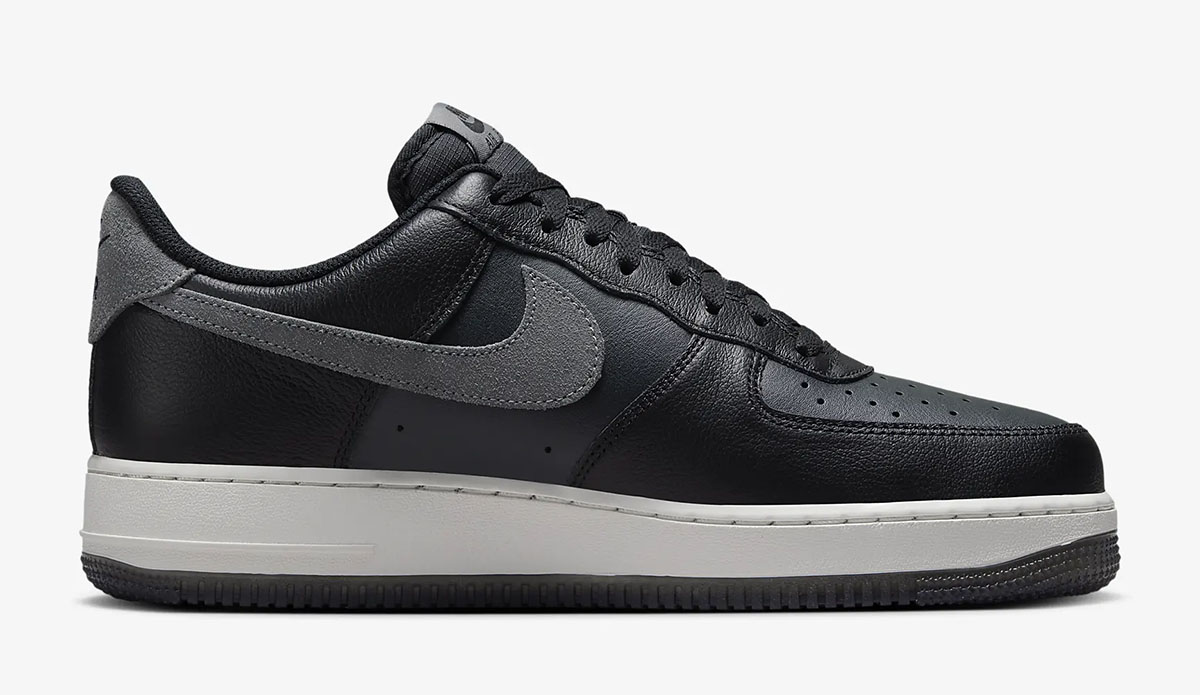 Nike Air Force 1 Low Black Dark Smoke Grey 3