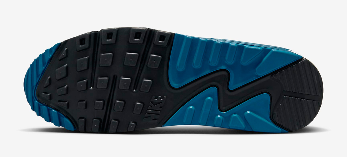 Nike-Air-Max-90-Light-Smoke-Grey-Industrial-Blue-6
