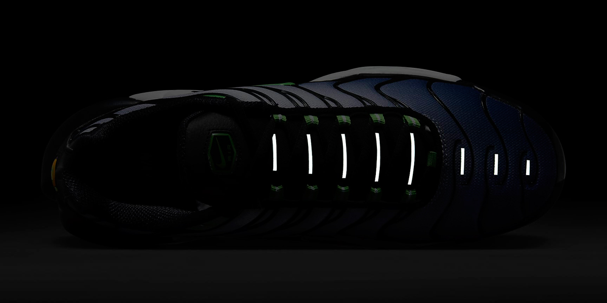 Nike-Air-Max-Plus-Icons-Scream-Green-9