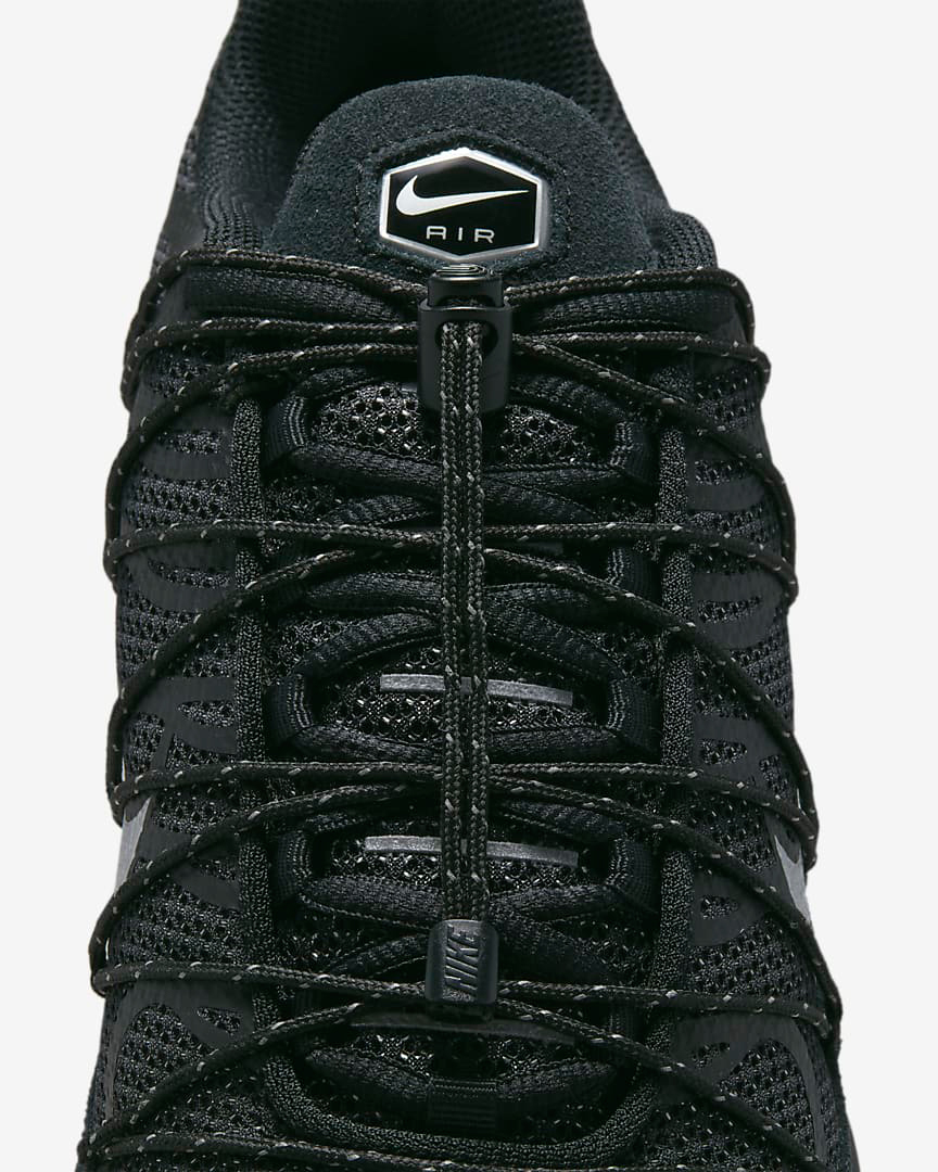 Nike-Air-Max-Utility-Bungee-Lace-Toggle-Black-Metallic-Silver-FD0670-001-Release-Date-Info-9