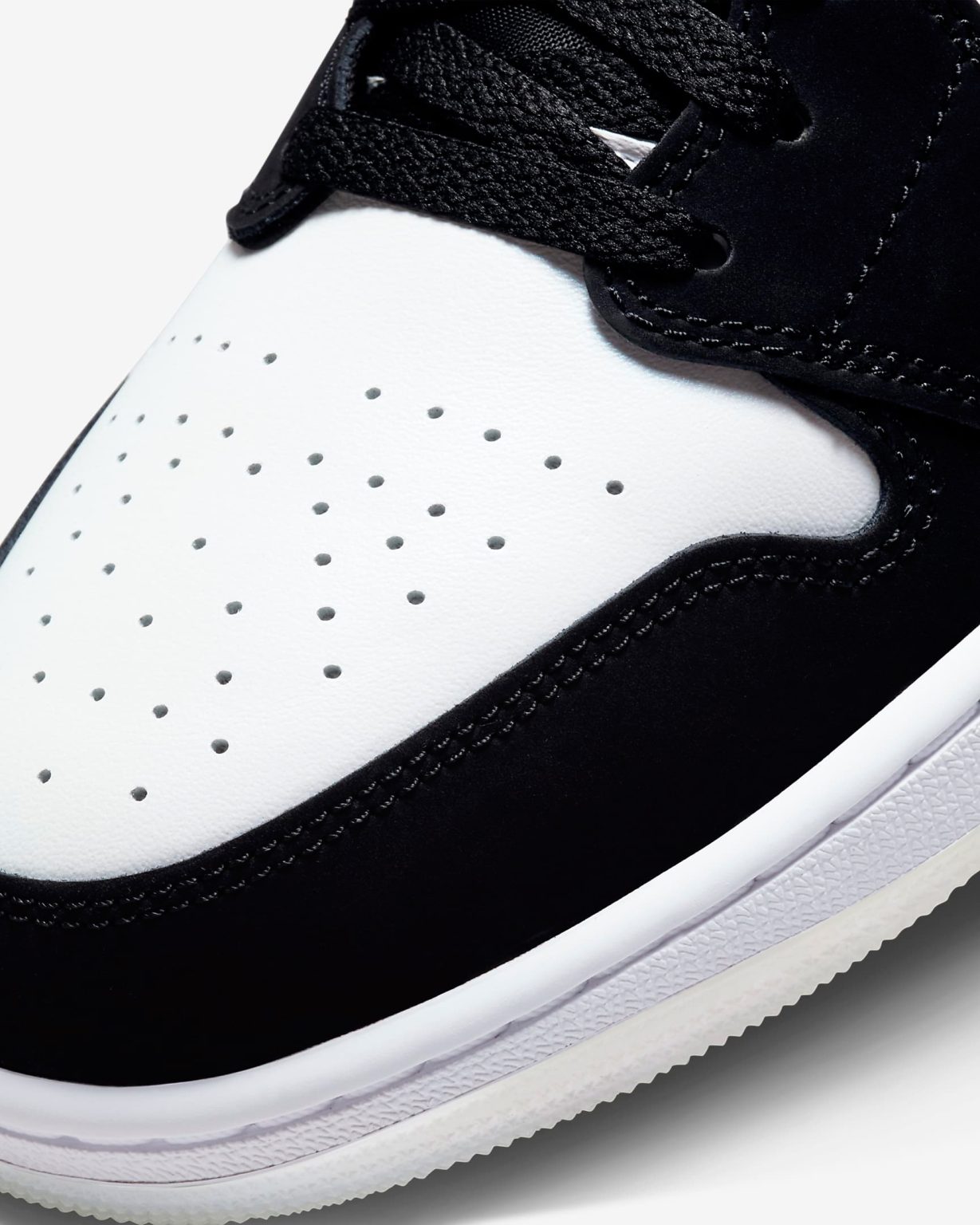 Where to Buy the Air Jordan 1 Mid Diamond Black White