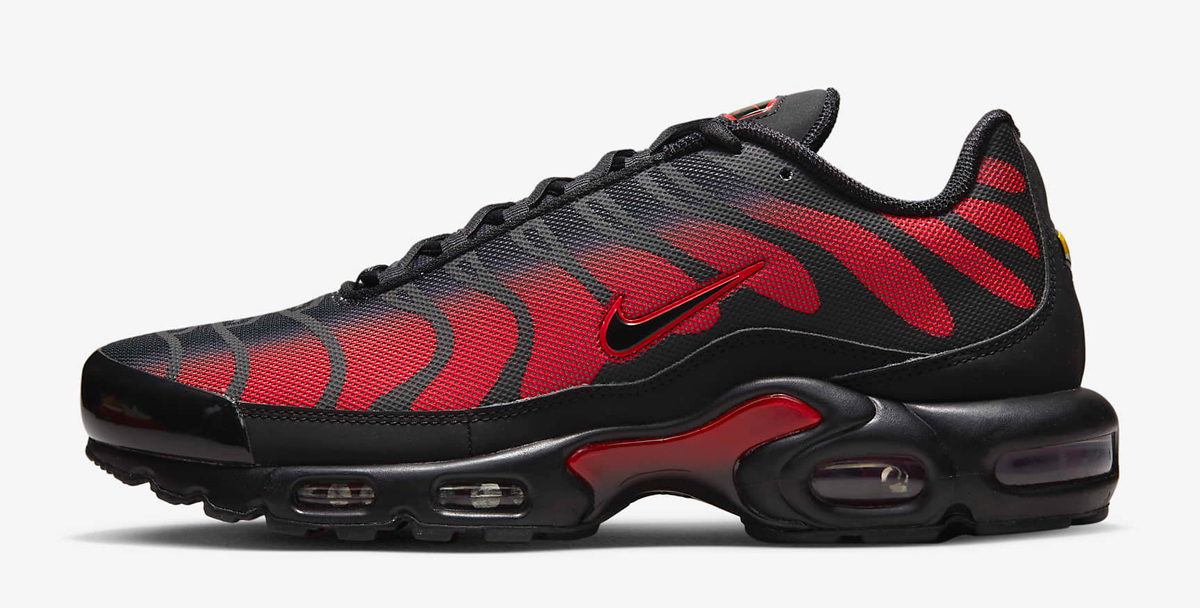 nike-air-max-plus-bred-university-red-black-release-date-2