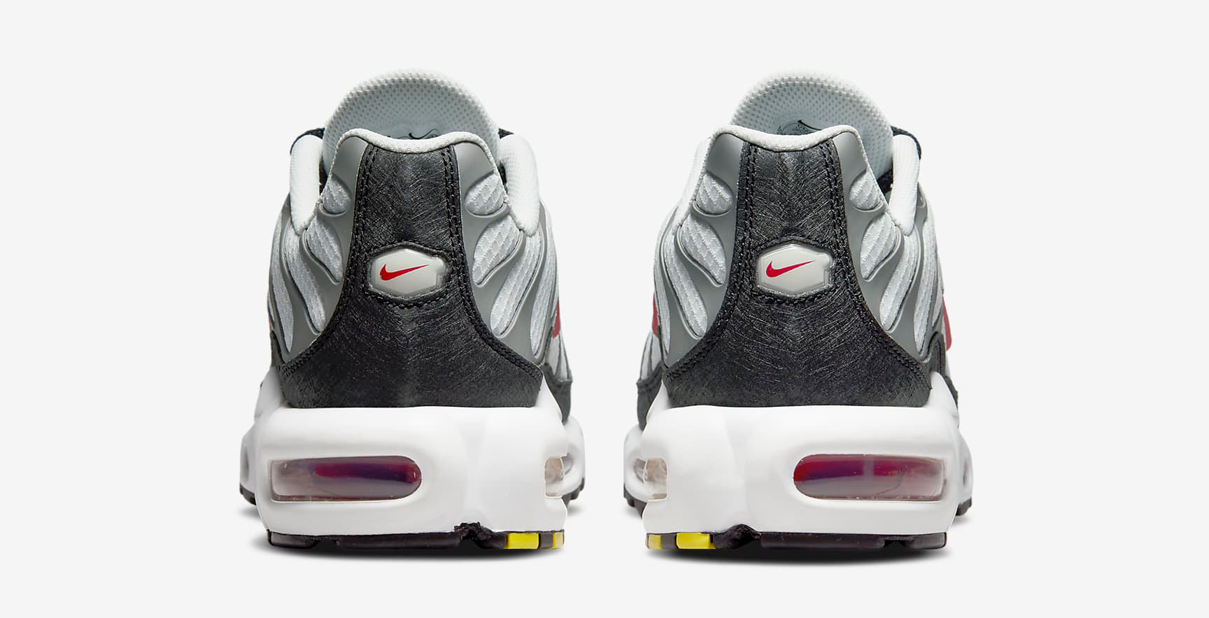 nike-air-max-plus-photon-dust-particle-grey-black-varsity-red-4