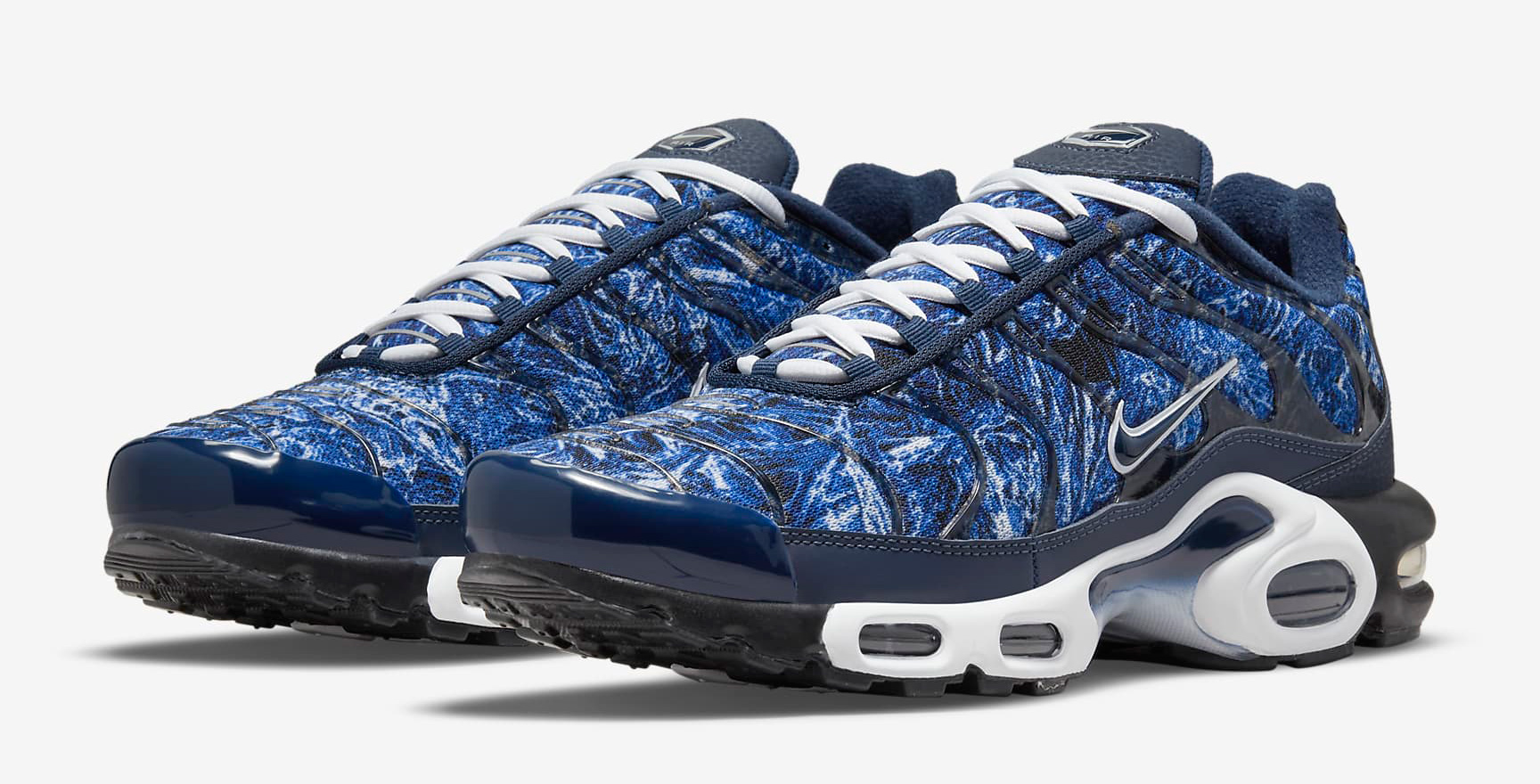 nike-air-max-plus-shattered-ice-midnight-navy-1