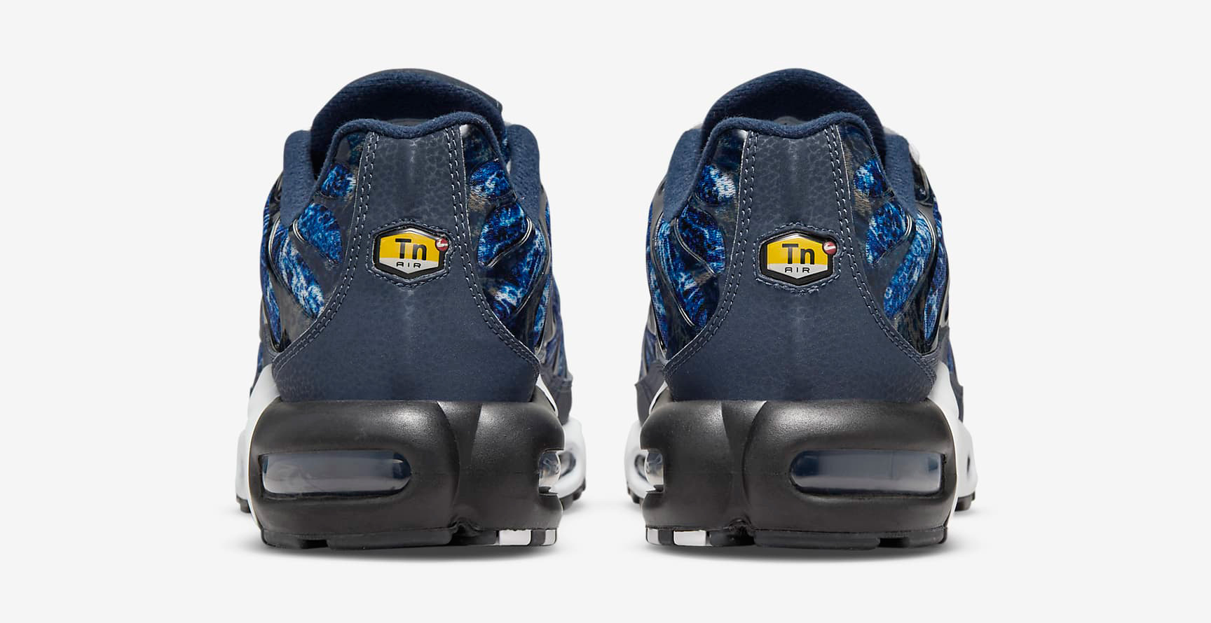 nike-air-max-plus-shattered-ice-midnight-navy-5
